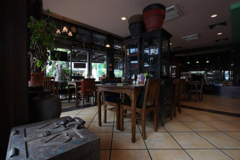 Cucumber Inn Suite Pattaya Exterior photo